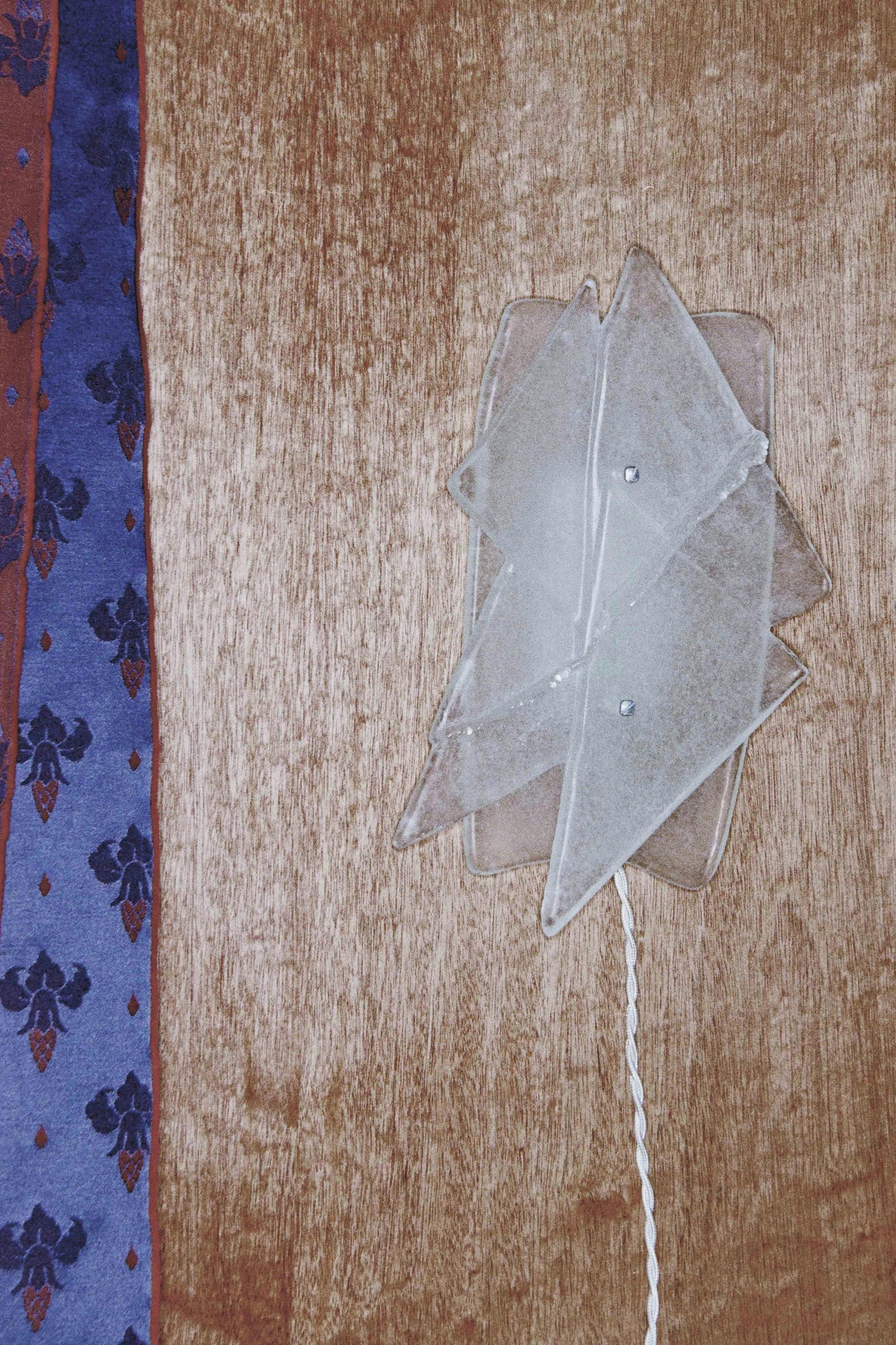 Glass Sconce 001
