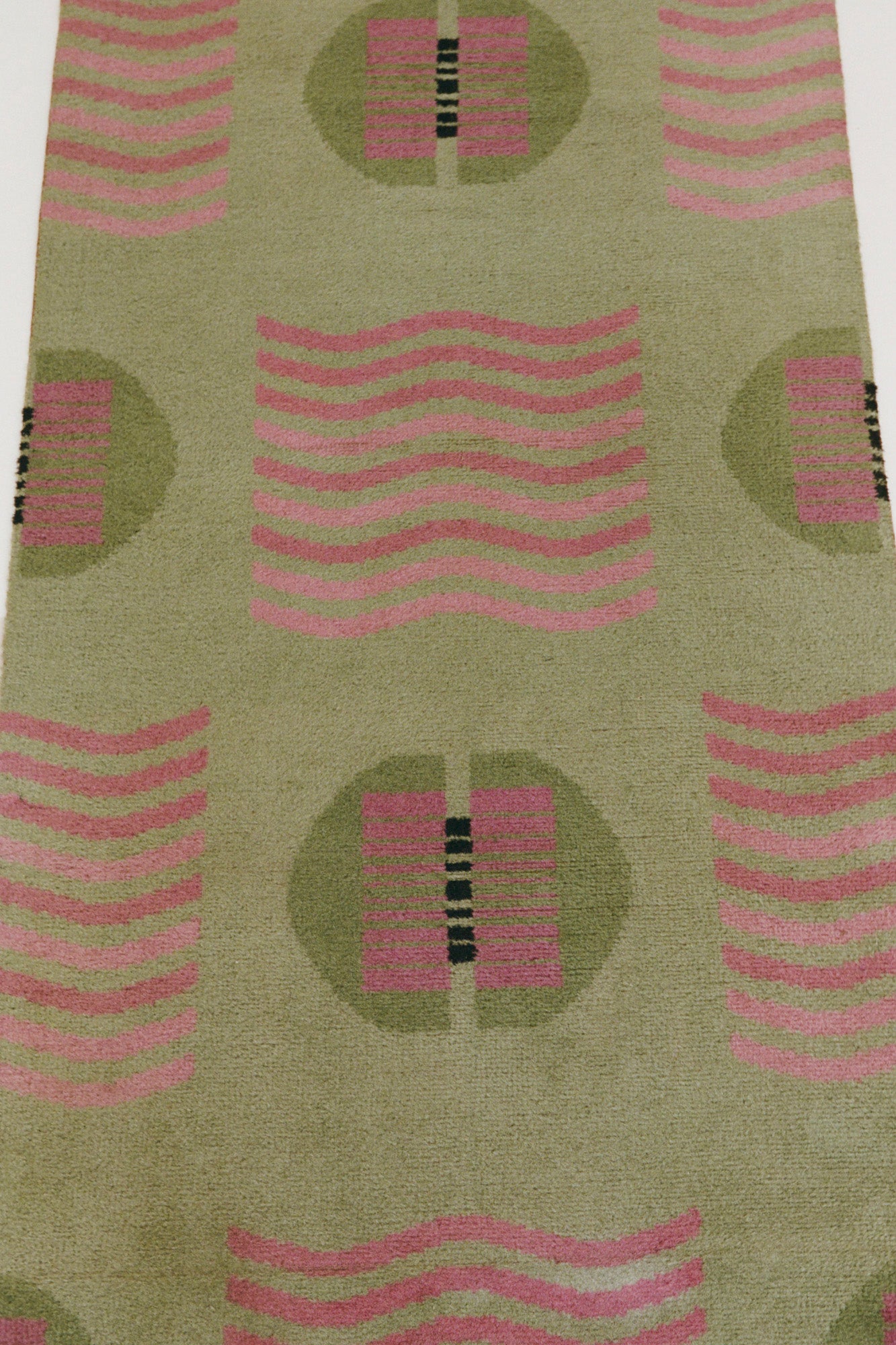 Glasgow School Runner