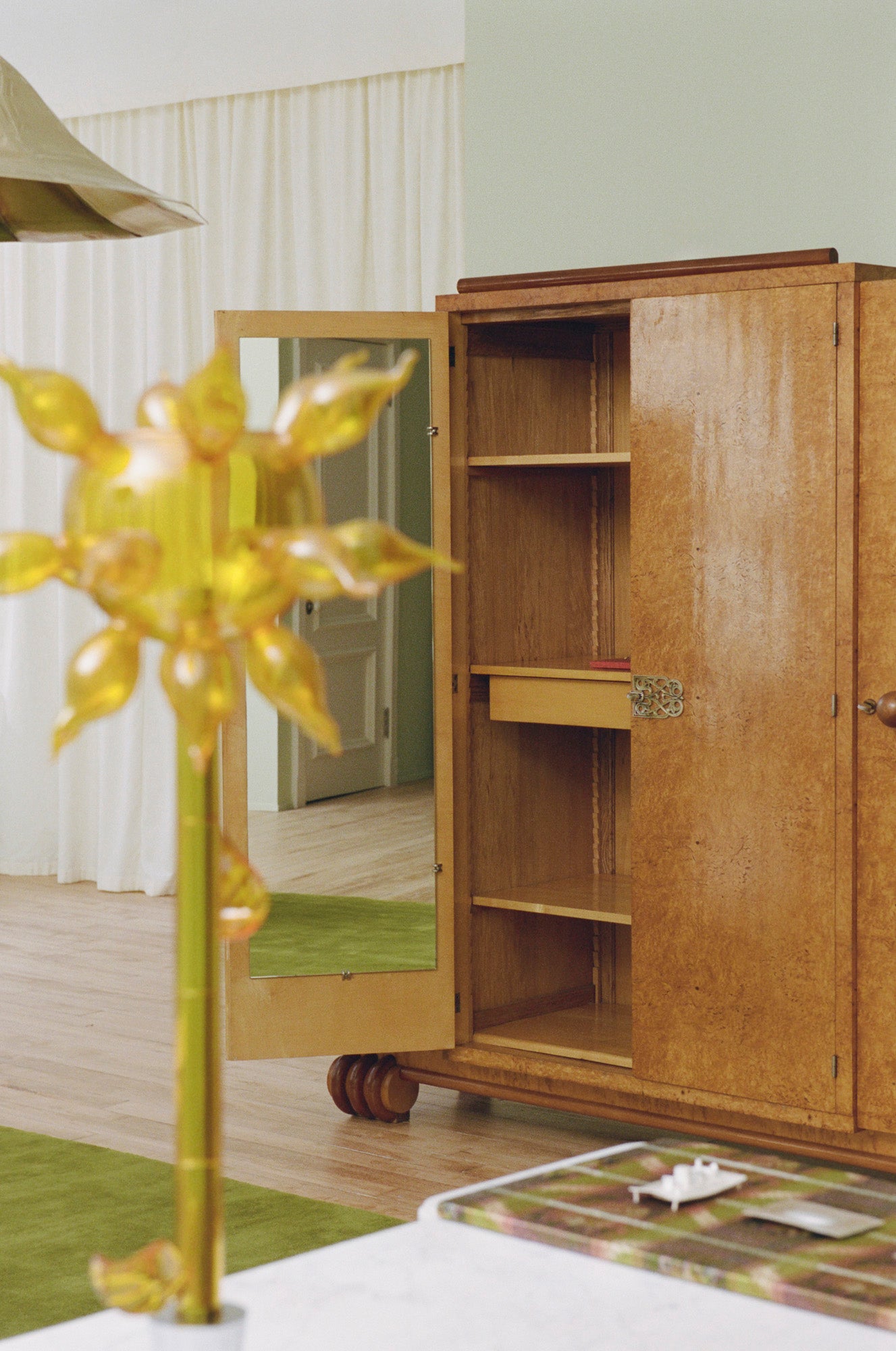 Sunflower Table Lamp