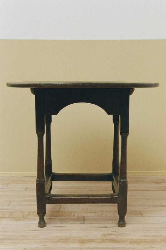 Queen Anne Tavern Table