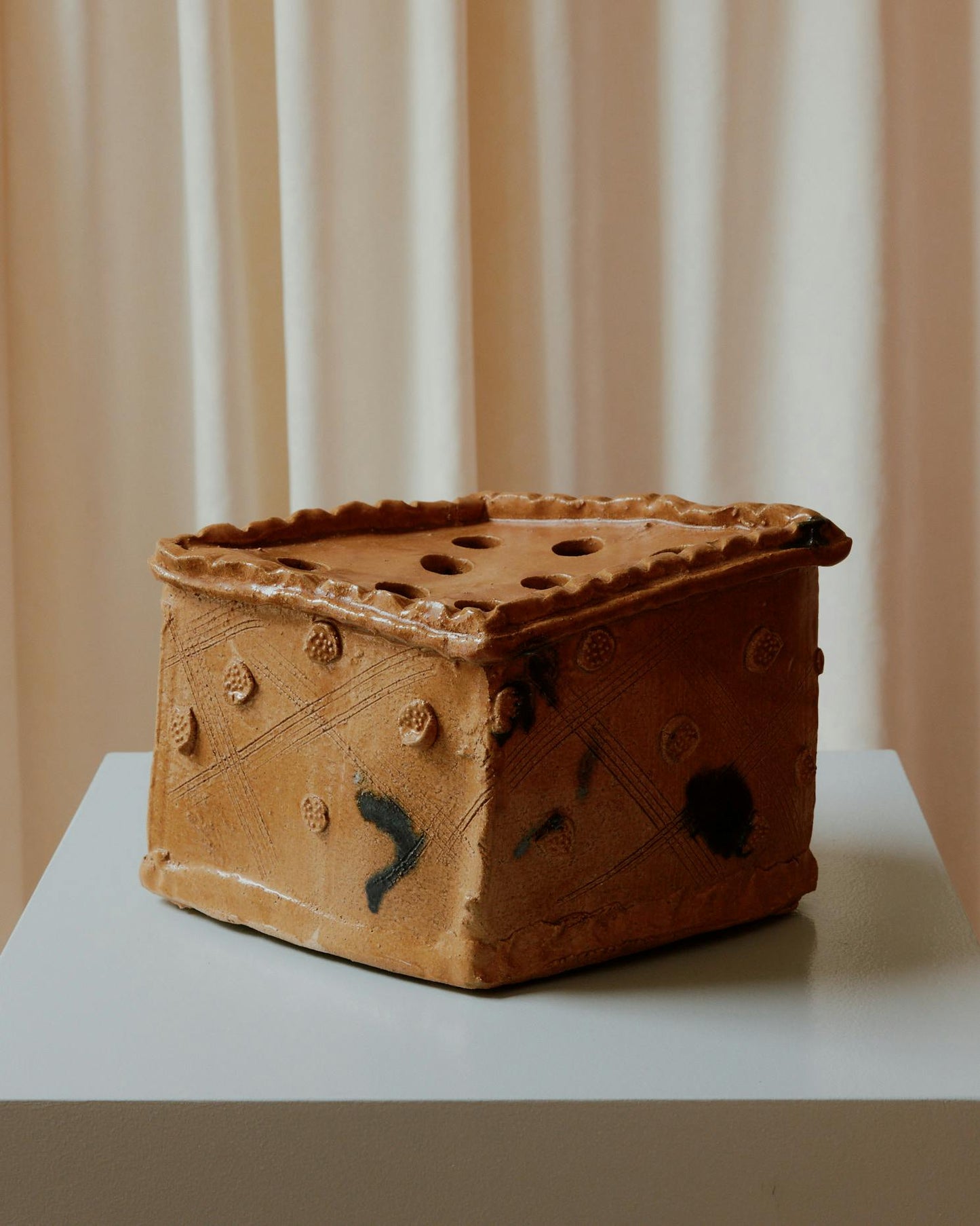Ceramic Flower Brick 025