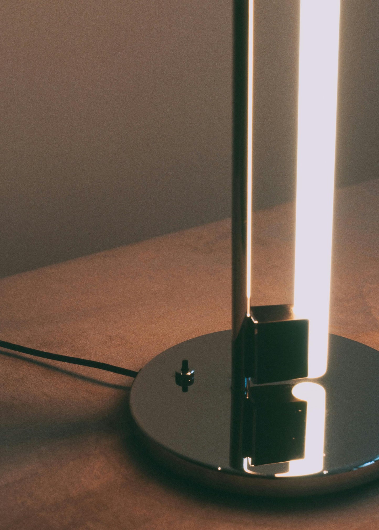 Tube Light Floor Lamp