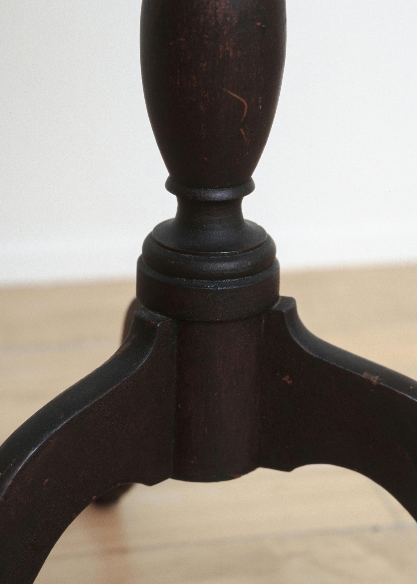 Cabriole Leg Queen Anne Candlestand