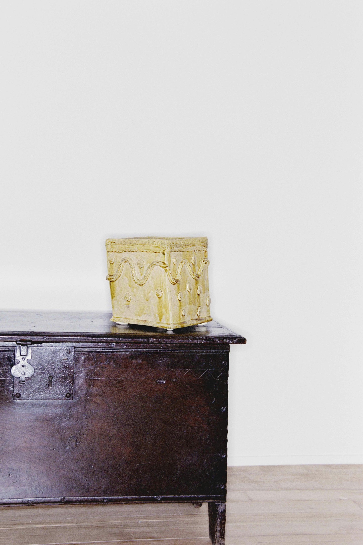 Ceramic Flower Brick 014