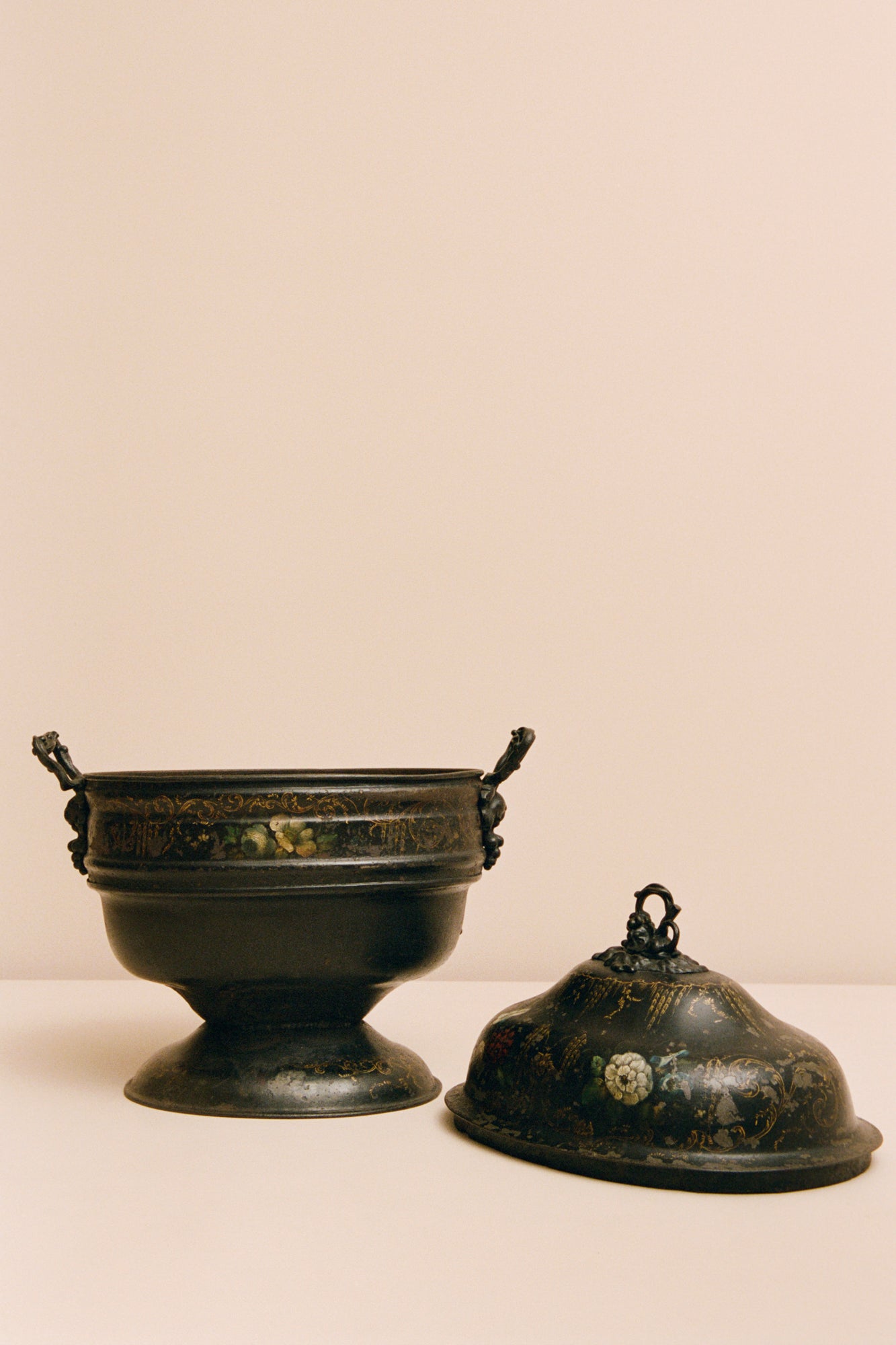 Black Tole Piente Coal Scuttle