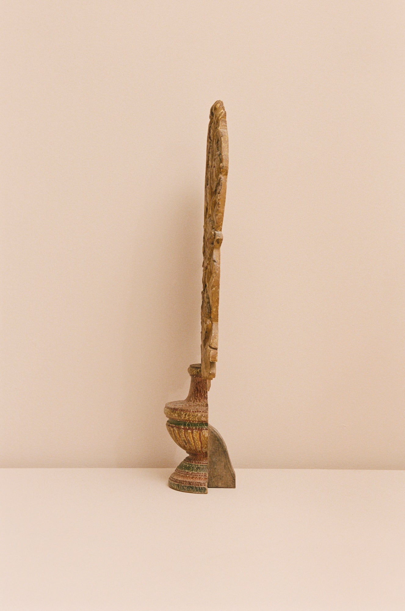 Model of a Flowering Urn