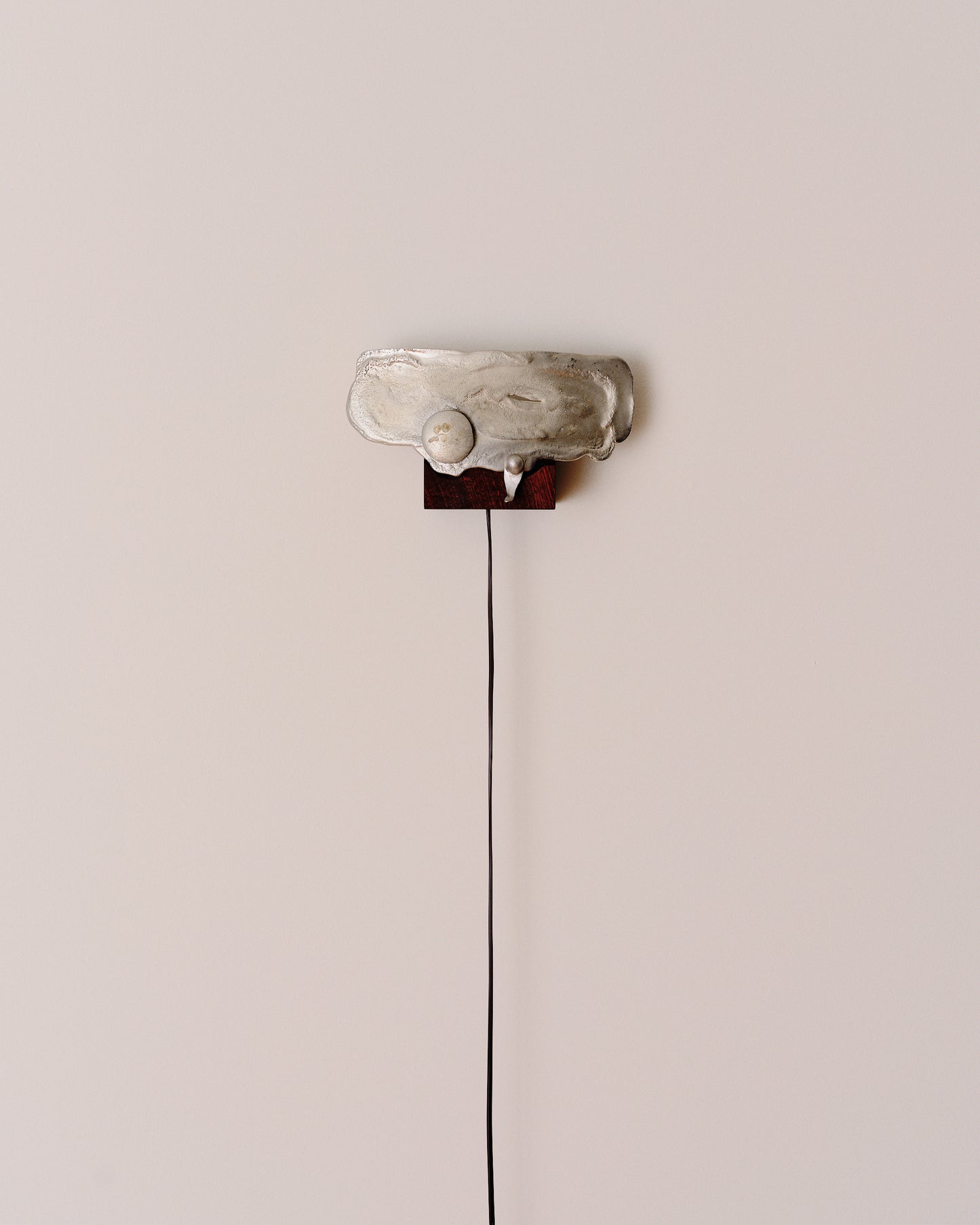 Crater Sconce: Humbolt