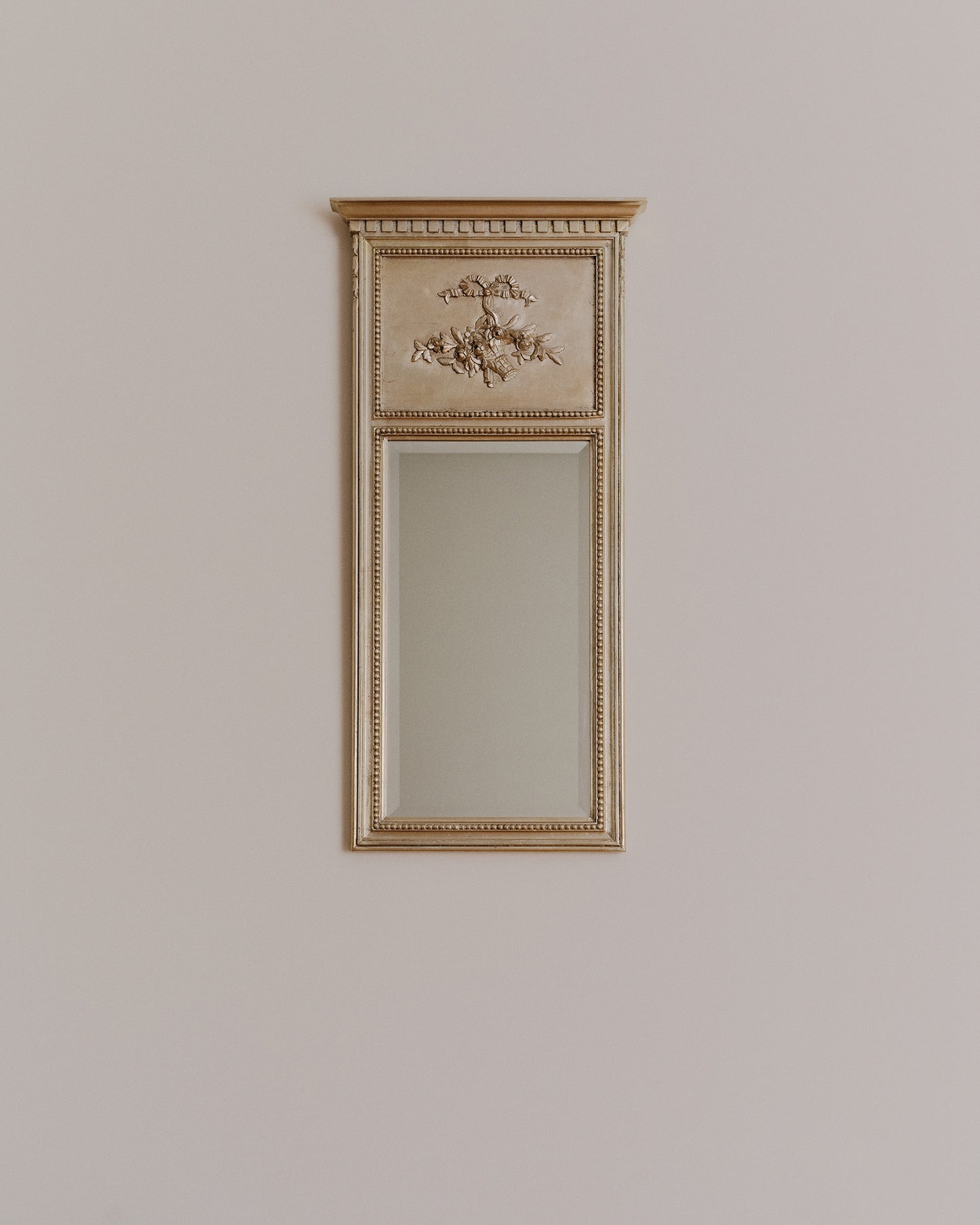 Pier Mirror