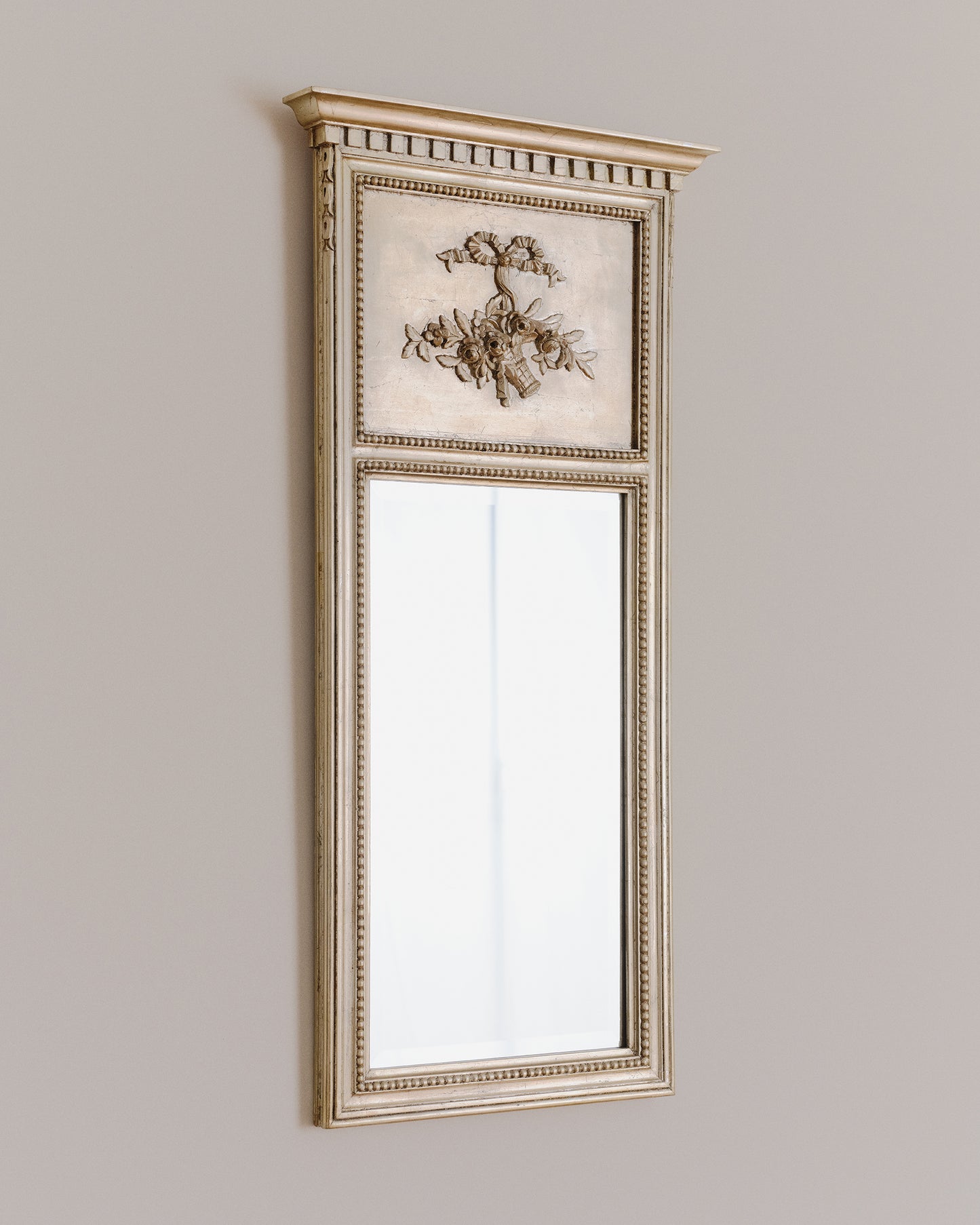 Pier Mirror