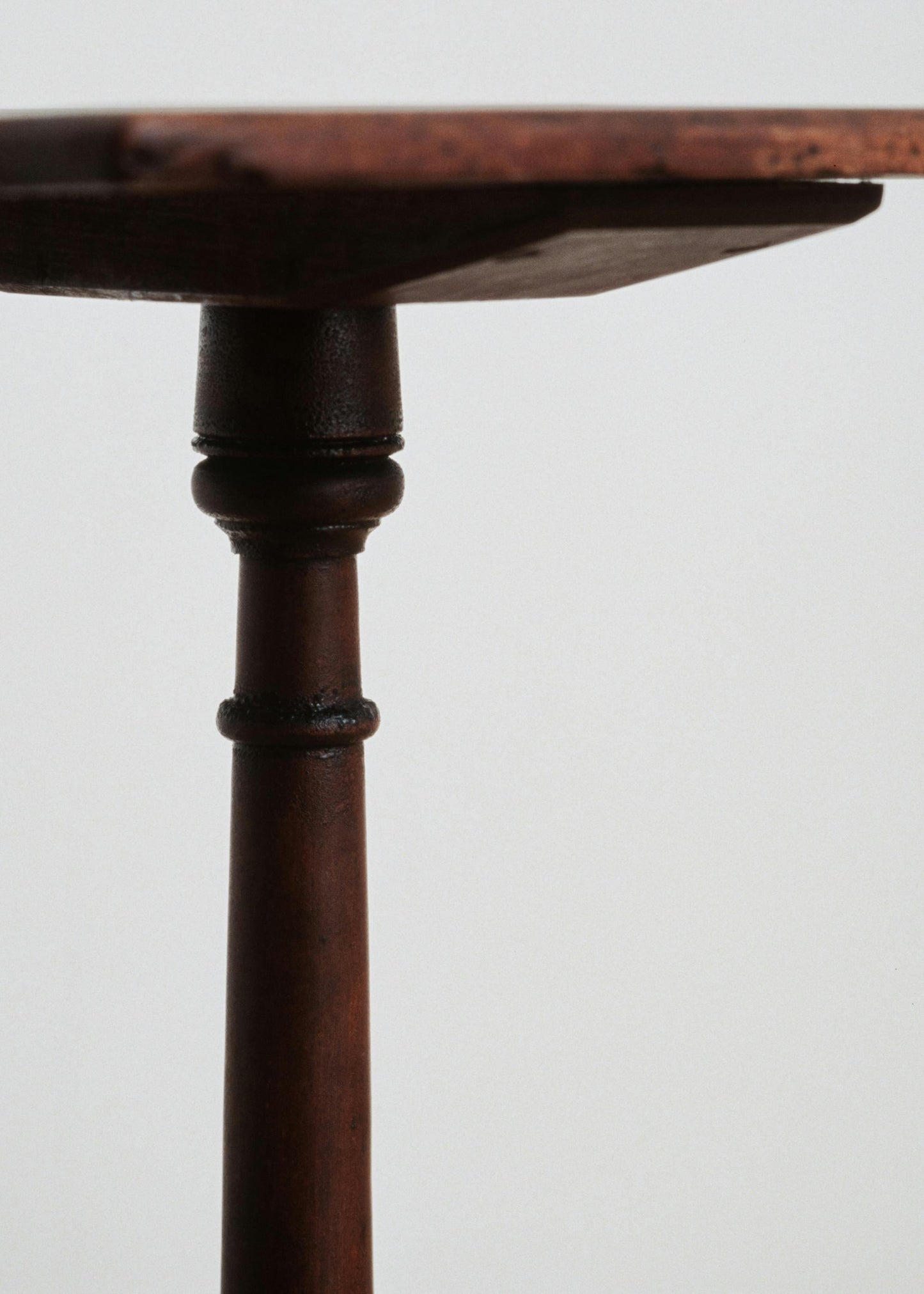 Queen Anne Candlestand